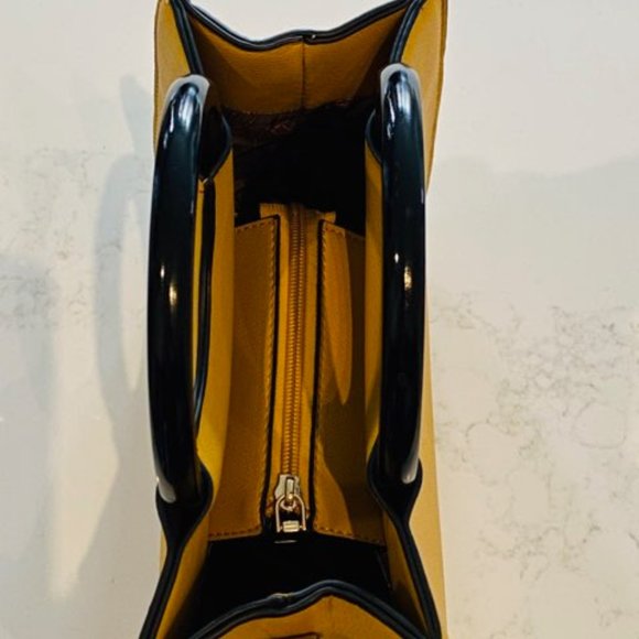 Mustard Yellow Purse - Picture 7 of 13